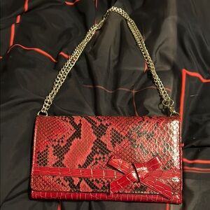 Cato Red and Gold Clutch with Elegant Design